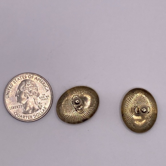 3 for $15 Mix n Match: Vintage floral cuff links - engrave ready, silver tone - Picture 3 of 4